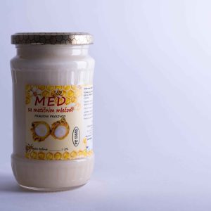 Med sa matičnim mlečom